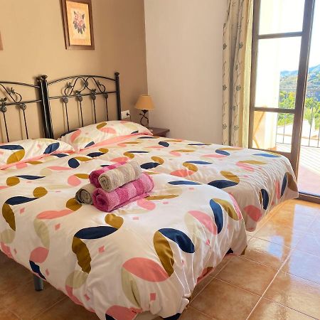 Bonito Apartamento Piscina Wifi Фригиляна Екстериор снимка