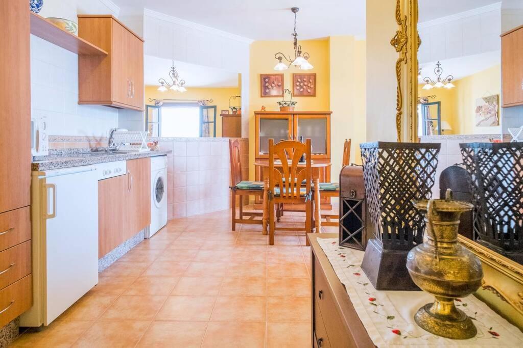 Bonito Apartamento Piscina Wifi Фригиляна Екстериор снимка