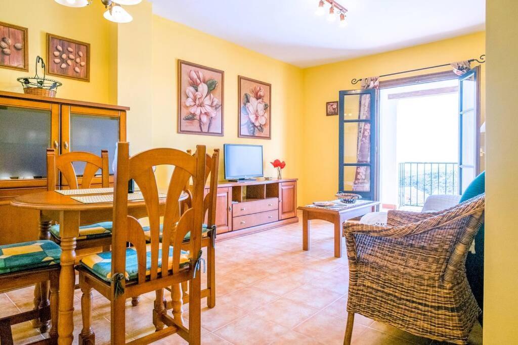 Bonito Apartamento Piscina Wifi Фригиляна Екстериор снимка