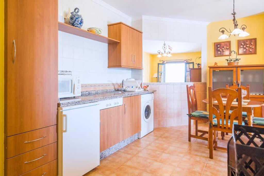 Bonito Apartamento Piscina Wifi Фригиляна Екстериор снимка